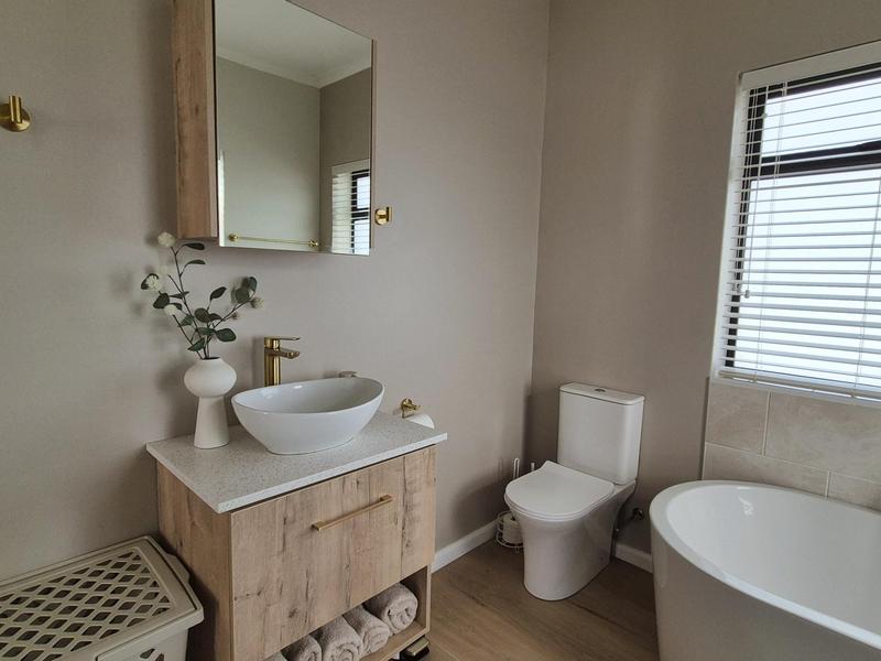 3 Bedroom Property for Sale in Kleinbaai Western Cape